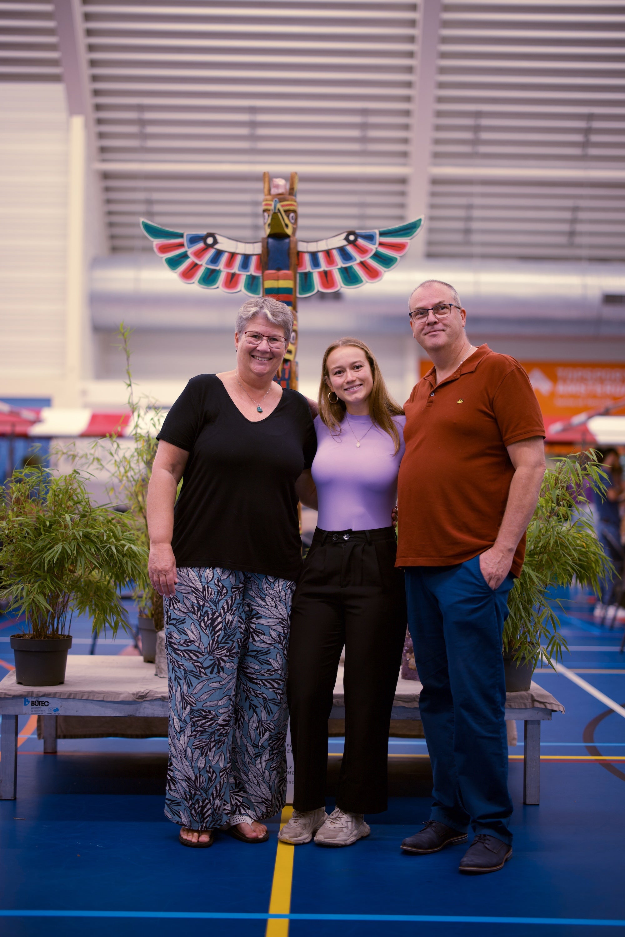 Spiritual Experience Event group people smiling