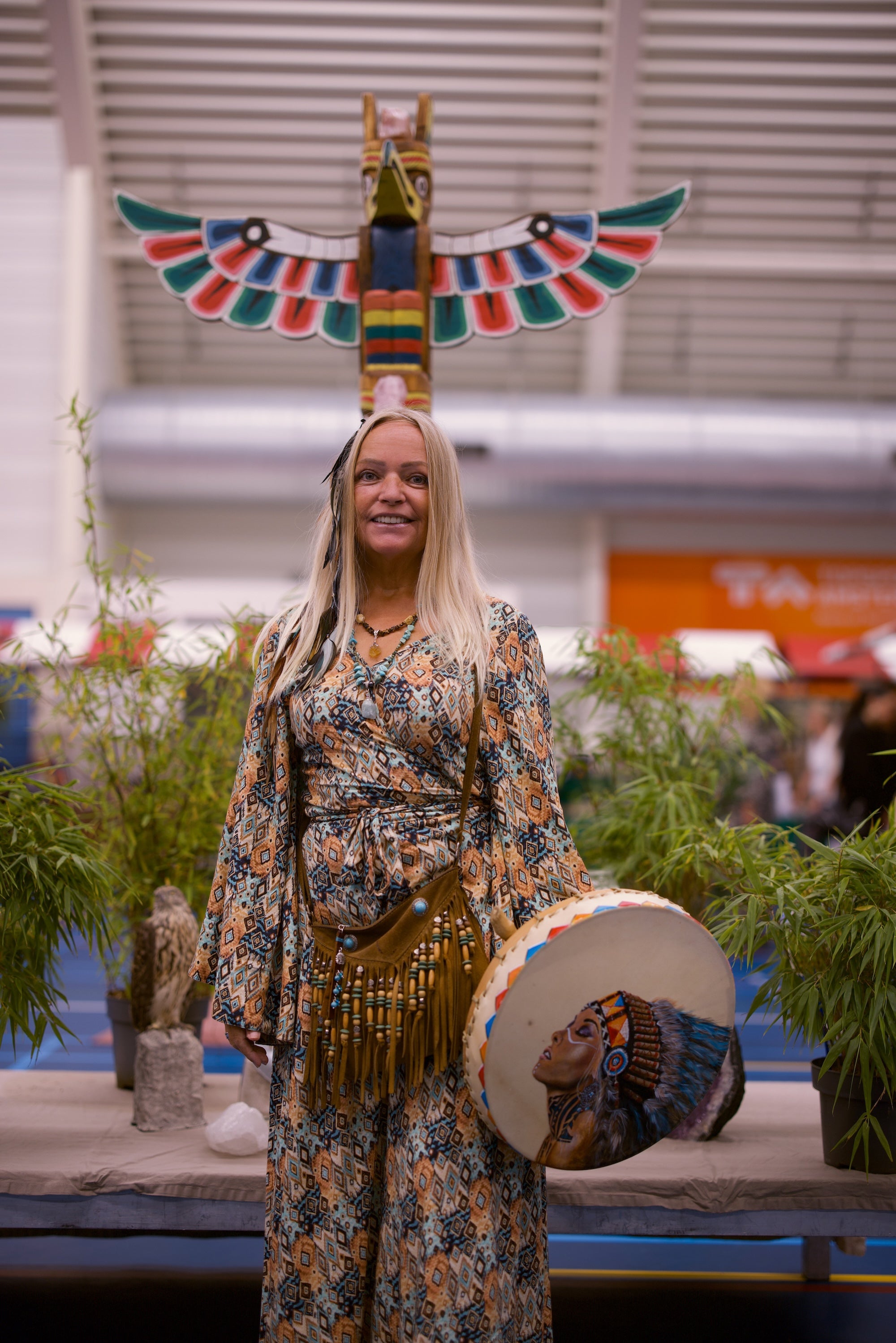 Spiritual Experience Event single smile with drum